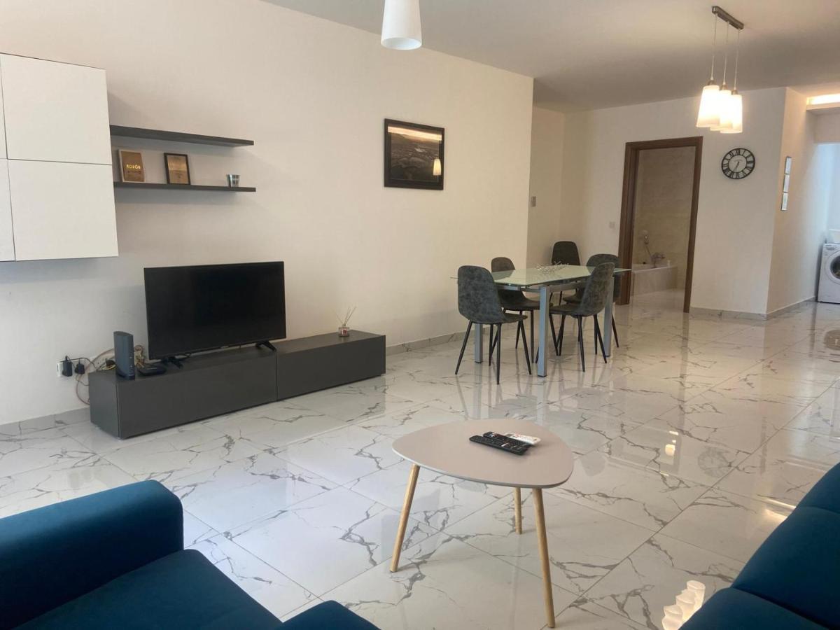 Sliema Centrally Located Apt Eksteriør billede